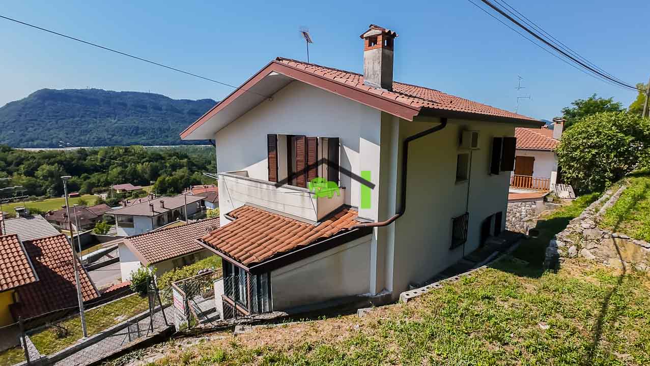 6/40cornino via palla 6 facciata angolare
