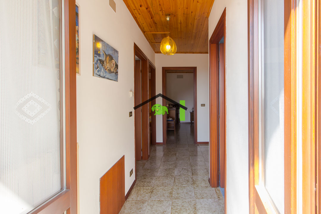 6/42cornino via palla 6 zona notte