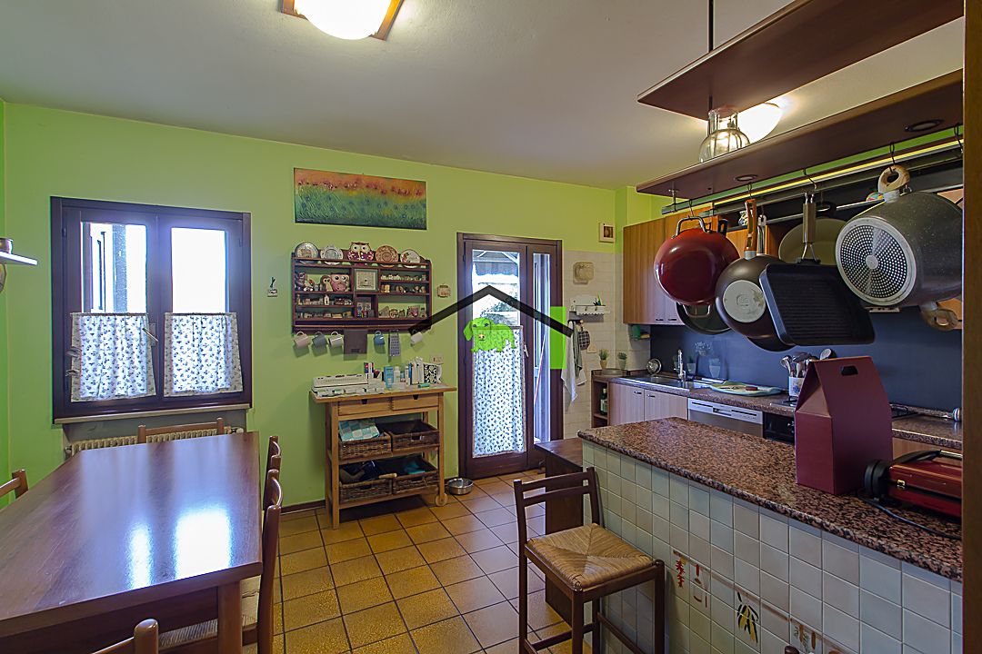 Cucina tavolo pranzo