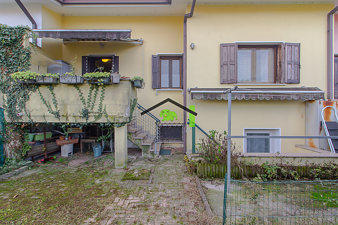 Facciata retro cortile
