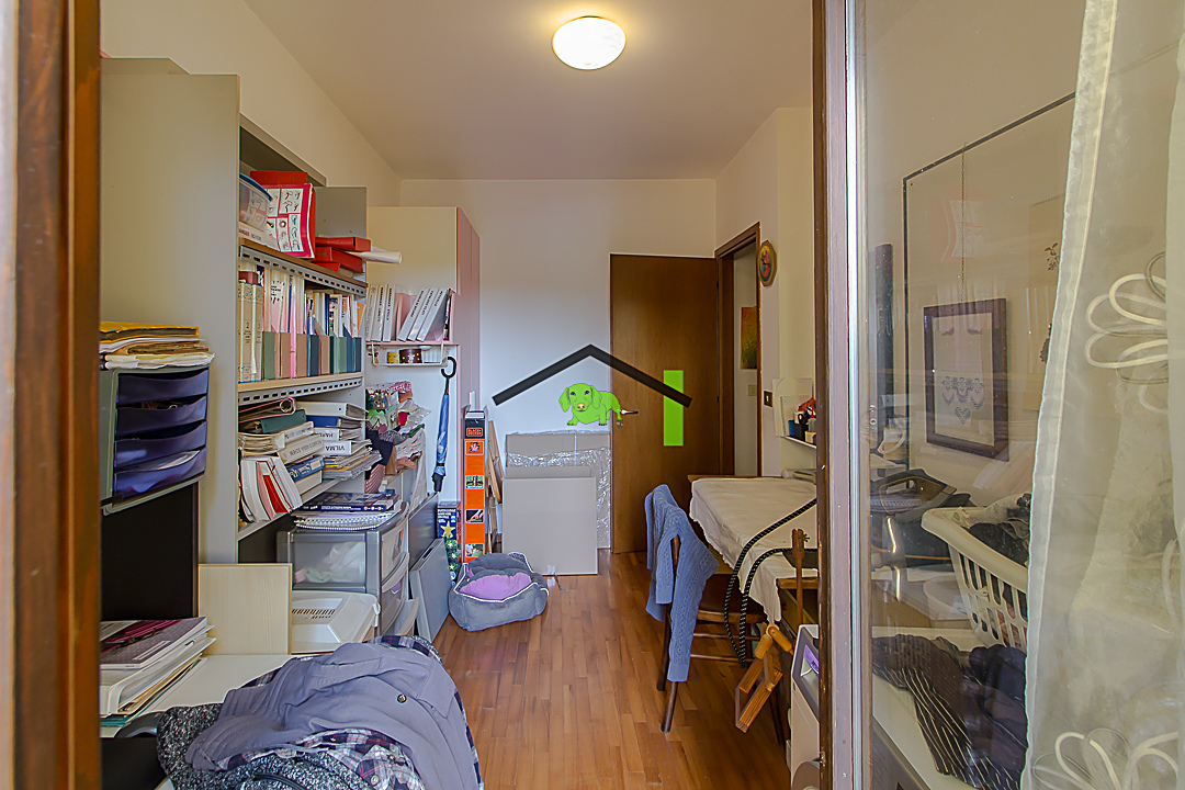 Camera studio finestra