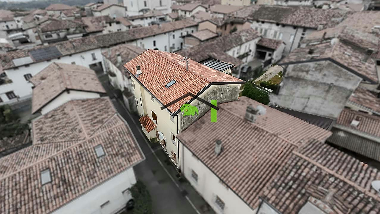 Vista aerea facciata strada