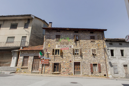 Casa di paese in sasso