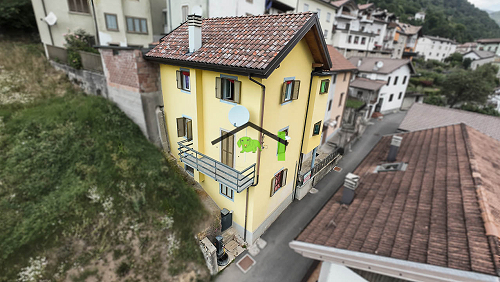 Casa a schiera ristrutturata a Salino, Paularo