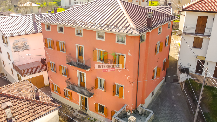 Casa indipendente a Paularo