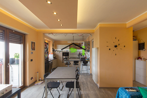 Appartamento ristrutturato con open space a Valeriano, Pinzano