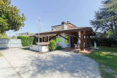 Villa indipendente con giardino privato a Gradisca di Spilimbergo