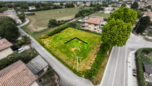 Terreno edificabile di 1.010 mq in zona B4 a Spilimbergo, via della Repubblica