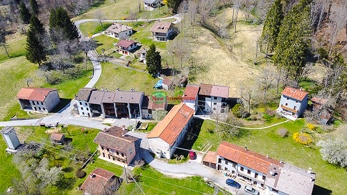 Casa con vista sulle montagne